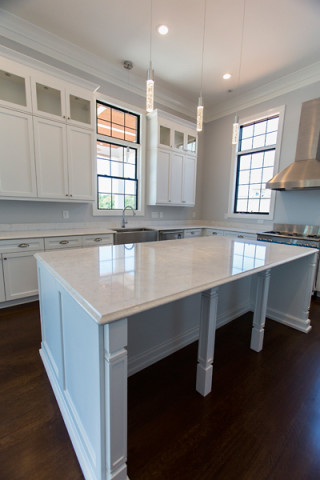 House with pottery shed-kitchen